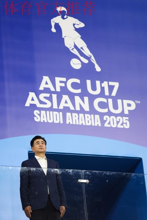 全运会笼式足球激战正酣 群体司领导赴赛区观战